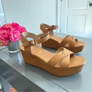 Eileen Fisher Camel Brown Tan Leather Ankle Strap Wedges